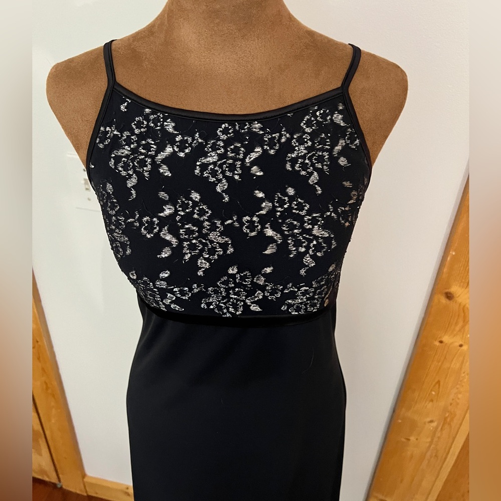 Elegant Black and silver Maxi Dress. Size M